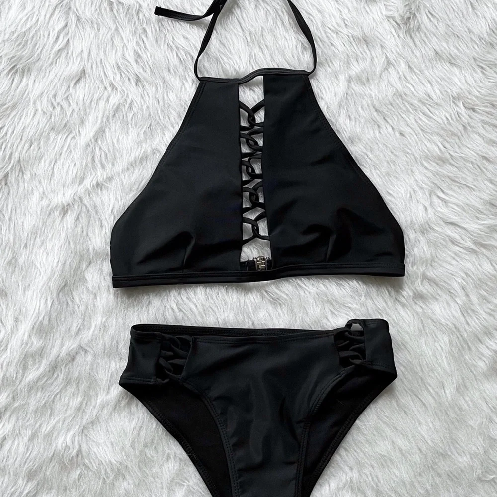 NWOT Black Halter Top Bikini Size Medium - Picture 5 of 8